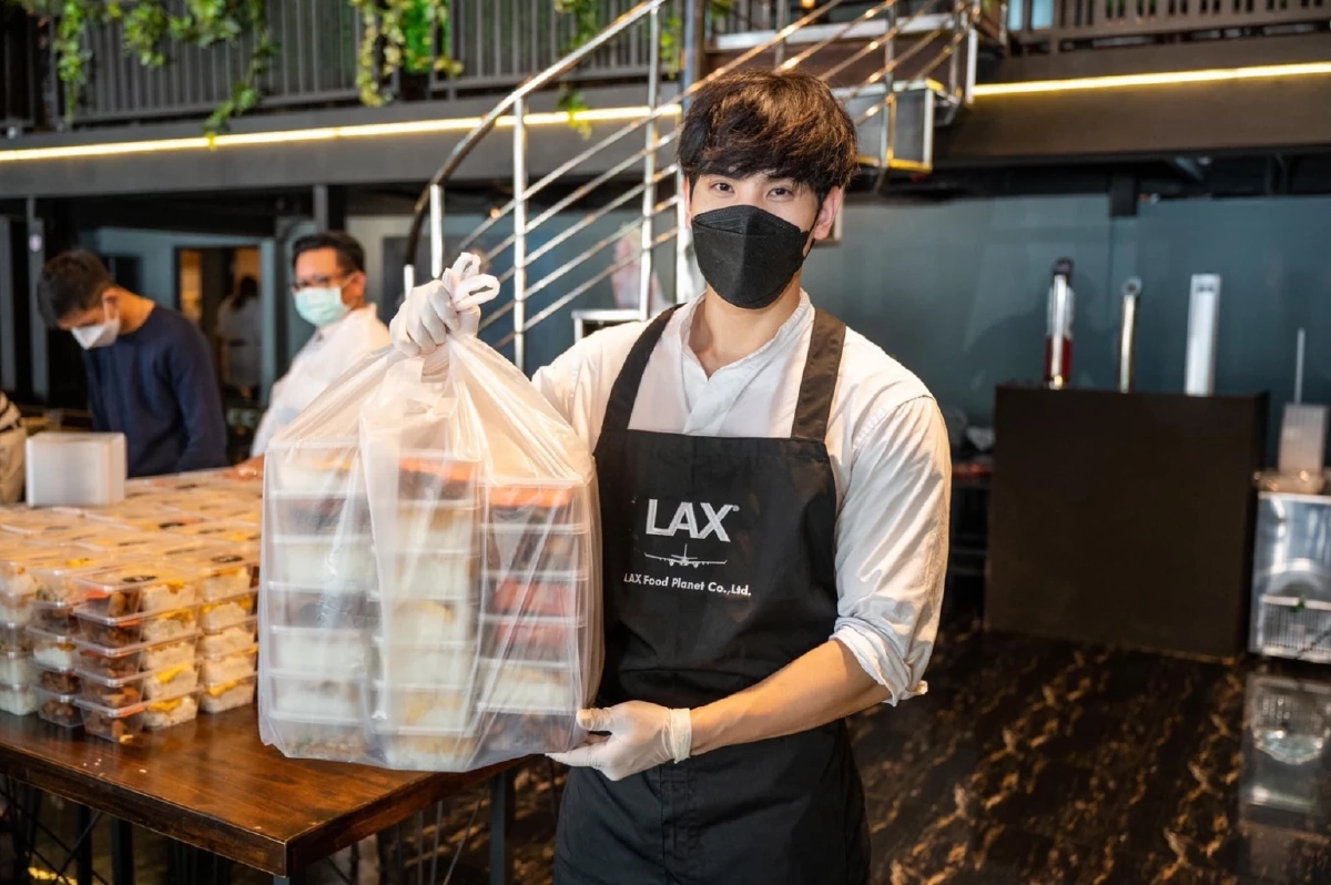 เปิดวาร์ป &quot;เซียน กิติภูมิ&quot; นายแบบหุ่นแซ่บ ดีกรีผู้บริหารร้านอาหารดัง &quot;LAX&quot;