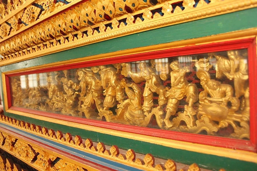 ธรรมาสน์โบราณ &nbsp;ของ วัดเดิมบาง (คงคาราม)