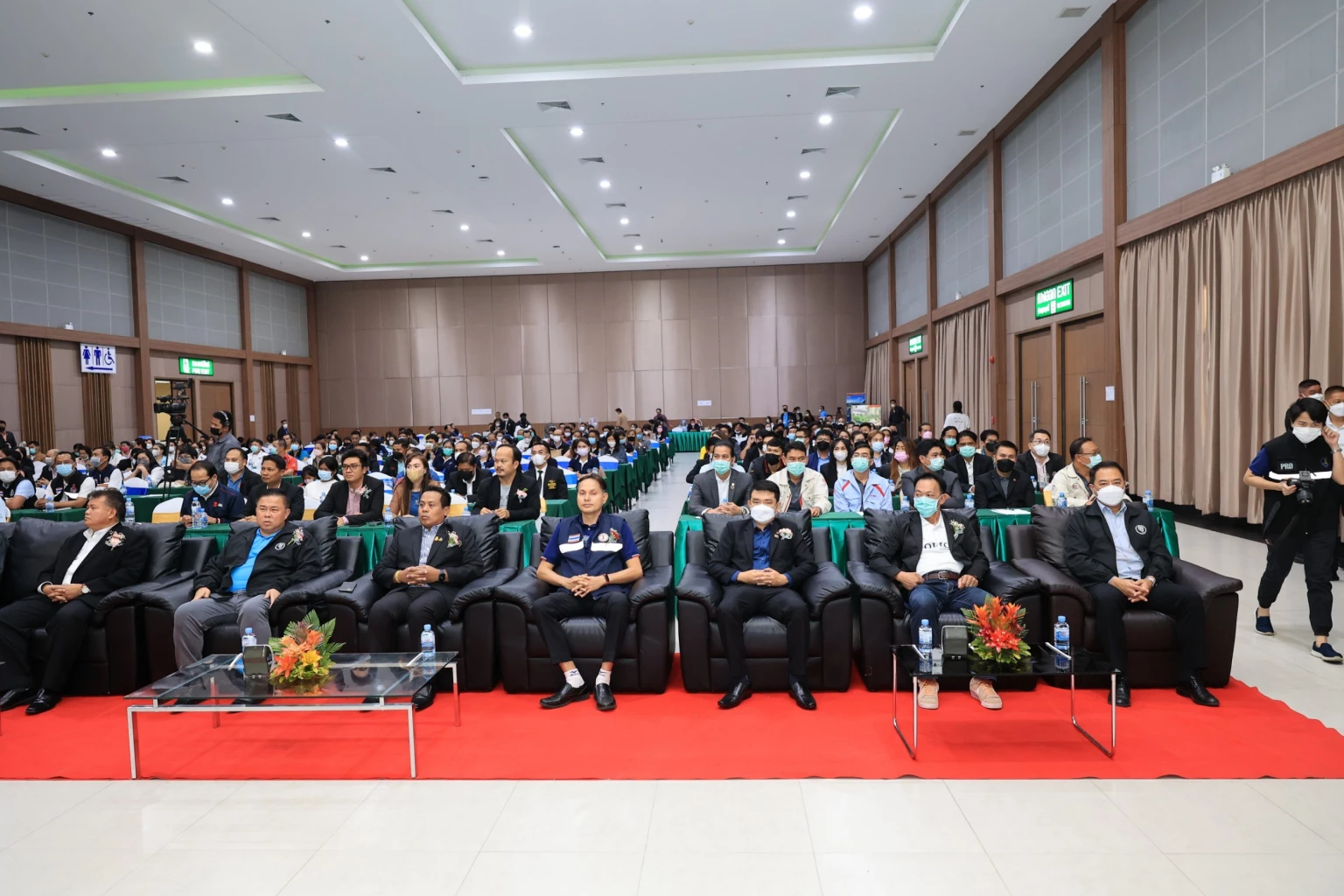 กรรมการบริหารและสมาชิกสภาองค์การลูกจ้างแรงงานยานยนต์แห่งประเทศไทย