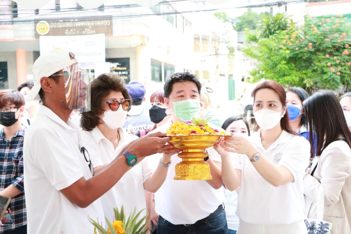 เบิกฤกษ์ "หุ่นพยนต์" จัดบวงสรวง เตรียมขนลุกพิธีกรรมหลอน หนังจากไฟว์สตาร์