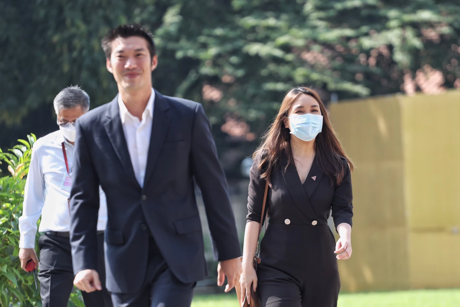 ธนาธร จึงรุ่งเรืองกิจ ประธานคณะก้าวหน้า - ศิริกัญญา ตันสกุล รองหัวหน้าพรรคก้าวไกล