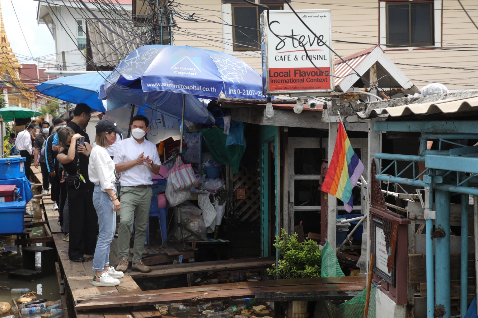 พรรคประชาธิปัตย์ลงพื้นที่ท่าเรือวัดเทวราชกุญชรวรวิหาร 