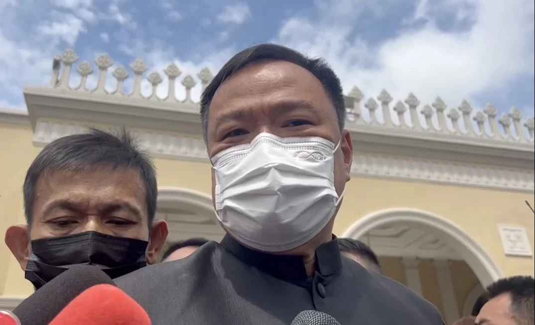 อนุทิน ชาญวีรกูล หัวหน้าพรรคภูมิใจไทย