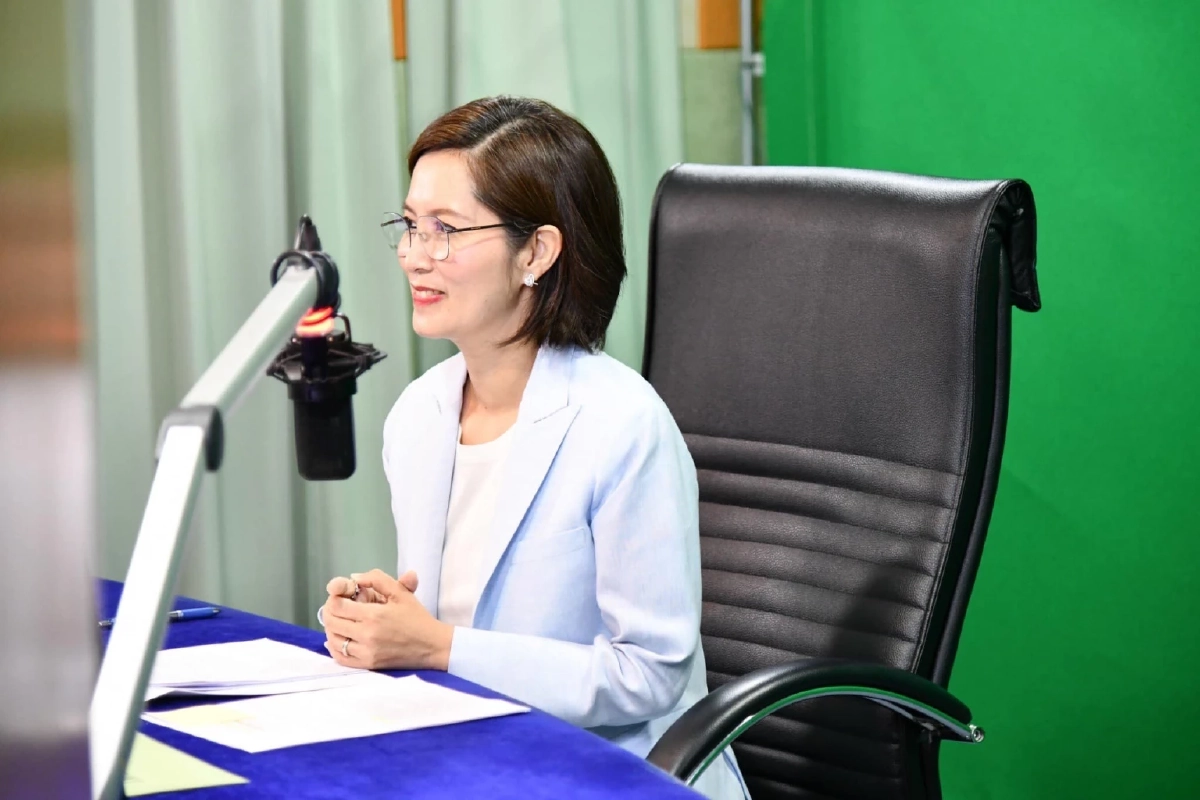 น.ส.ตรีนุช เทียนทอง รมว.ศึกษาธิการ 