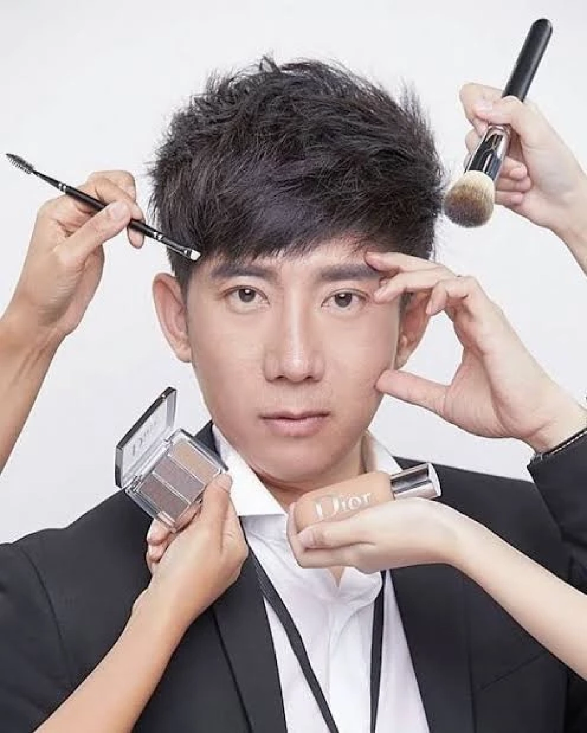 ป้อม วินิจ