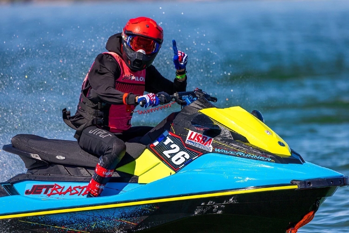 "เจ็ตสกีไทย" ทำผลงานในการแข่งขัน   ในการแข่งขัน  เจ็ตสกีชิงแชมป์โลก "ดับเบิลยูจีพี วัน เจ็ตสกี เวิลด์ ซีรีส์ 2022" (WGP#1 World Series 2022) สนาม 2 - เวิลด์ ไฟนอลส์  ที่เมืองเลค ฮาวาซู ซิตี้ รัฐแอริโซน่า ประเทศสหรัฐ   แข่งขัน  5-9 ตุลาคม ที่ผ่านมา   โดยเจ็ตสกีไทยคว้าแชมป์โลกได้มากที่สุดถึง 14 แชมป์ 