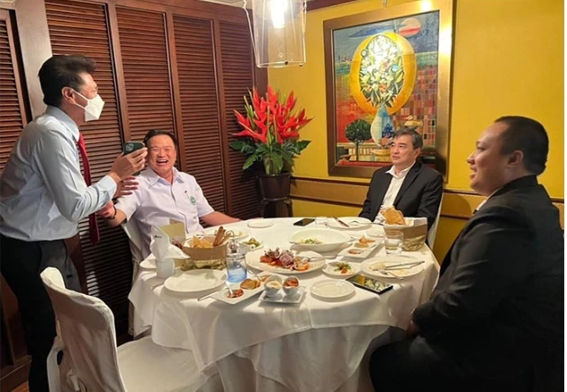 ภาพประกอบจากเฟสบุ๊ค