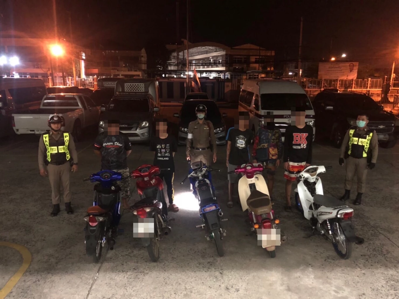 จับกุมเด็กแว้น 