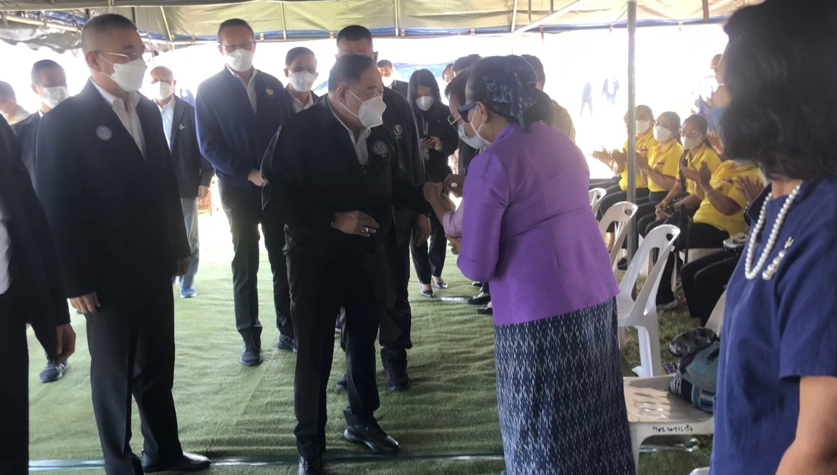 พลเอกประวิตร ลงพื้นที่หนองหาร จ.สกลนคร