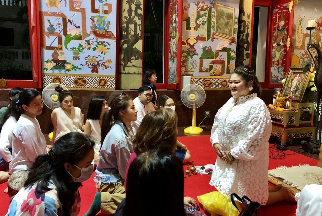 พูดคุยกับ ครูเดียว กับขั้นตอนพิธีกรรม ขอขมากรรม พิธีละเอียดทำ 4 ชั่วโมง