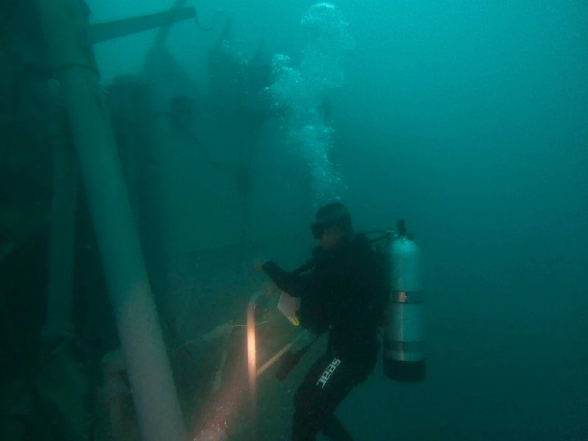 เปิดภาพภารกิจใต้น้ำสำรวจ เรือหลวงสุโขทัย 