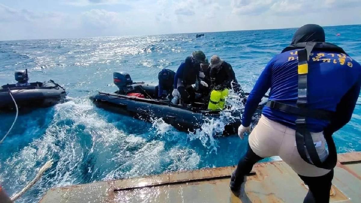 ส่งชุดประดาน้ำค้นหาร่างผู้สูญหายเหตุเรือหลวงสุโขทัยอับปาง