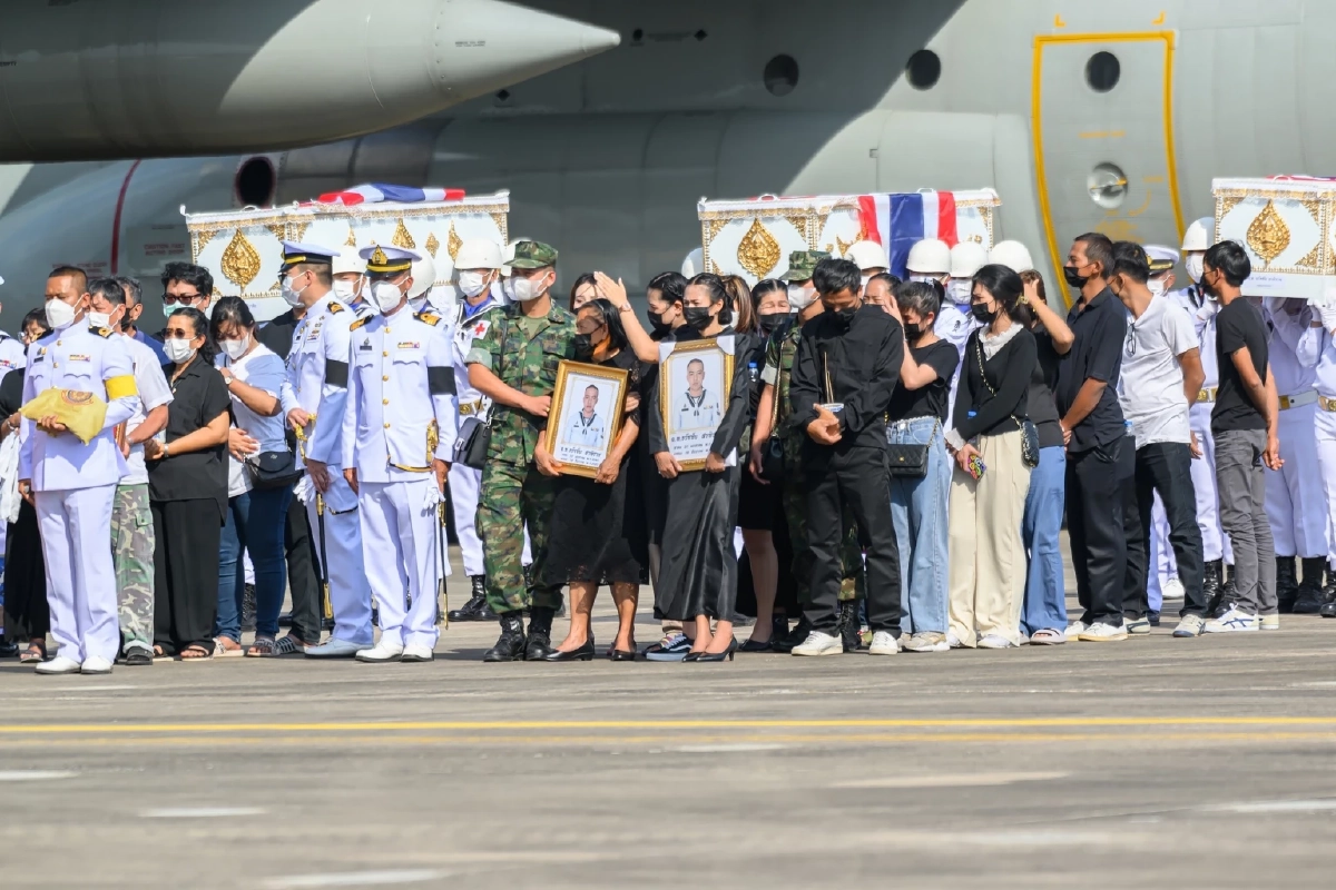 ญาติรับศพกำลังพล เรือหลวงสุโขทัย 