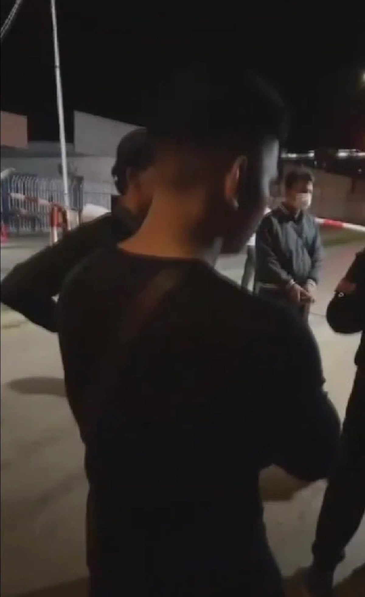 คนไทยที่หนีออกจากที่กักขัง เจรจากับรปภ.ชาวกัมพูชา