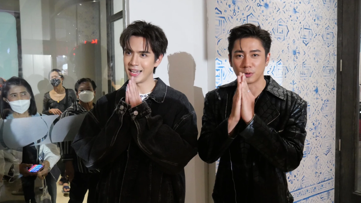 "แจม รชตะ" ยกมือไหว้ ขอโทษ หลังโดนแอบถ่าย สูบบุหรี่ไฟฟ้า จะไม่ทำผิดซ้ำ 2 