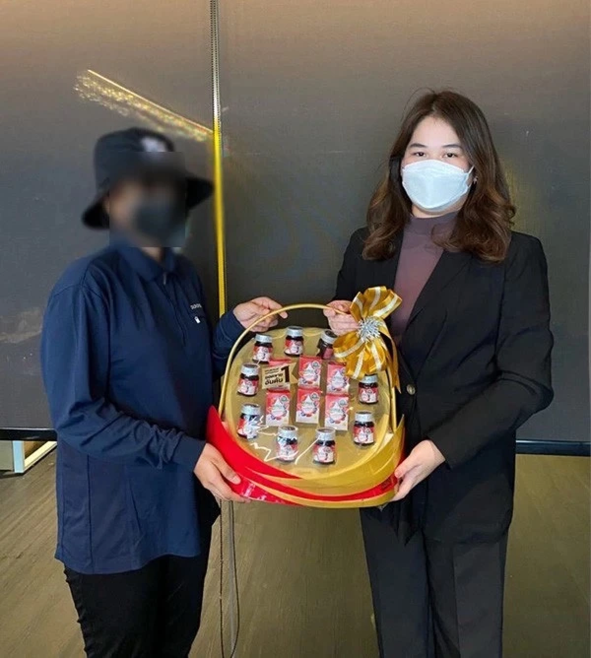 แมตช์นี้ชนะ "เบียร์ เดอะวอยซ์" ได้หนังสือ-กระเช้าจากคู่กรณี หลังฟ้องหมิ่น