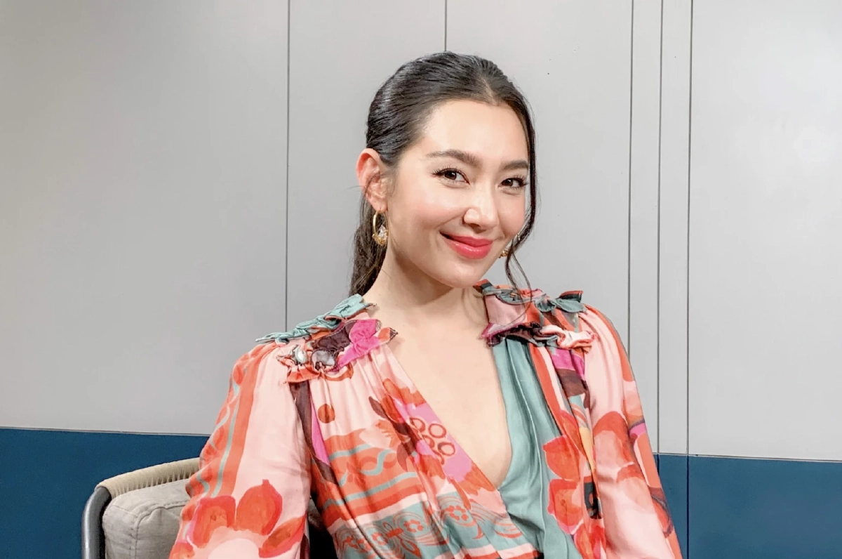 สวยใจบุญ "เบลล่า" แอบบริจาค 1 แสน สร้างสนามฟุตซอล ให้นักเรียน ต่างจังหวัด 