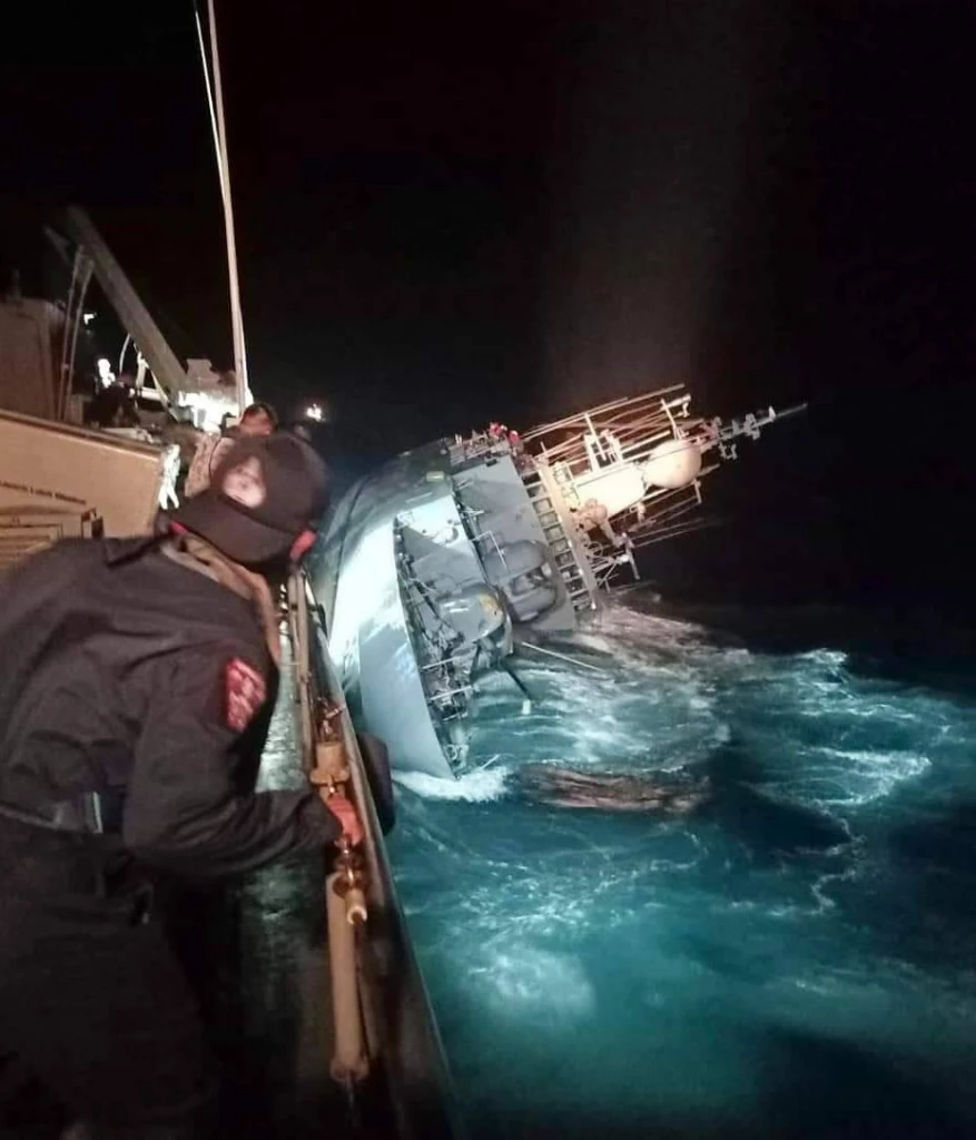 เรือหลวงสุโขทัยอับปาง