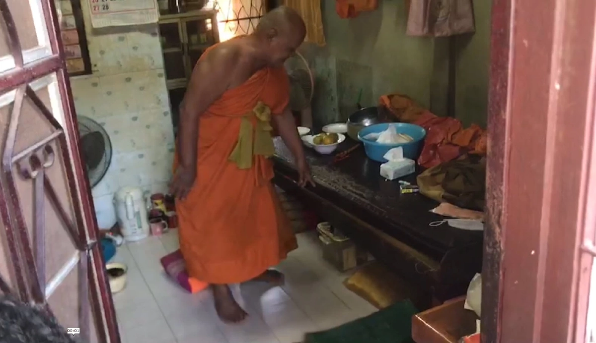 โจรย่องฉกพระเครื่อง-เงิน ในกุฏิวัดอุดมรังสี ย่านหนองแขม