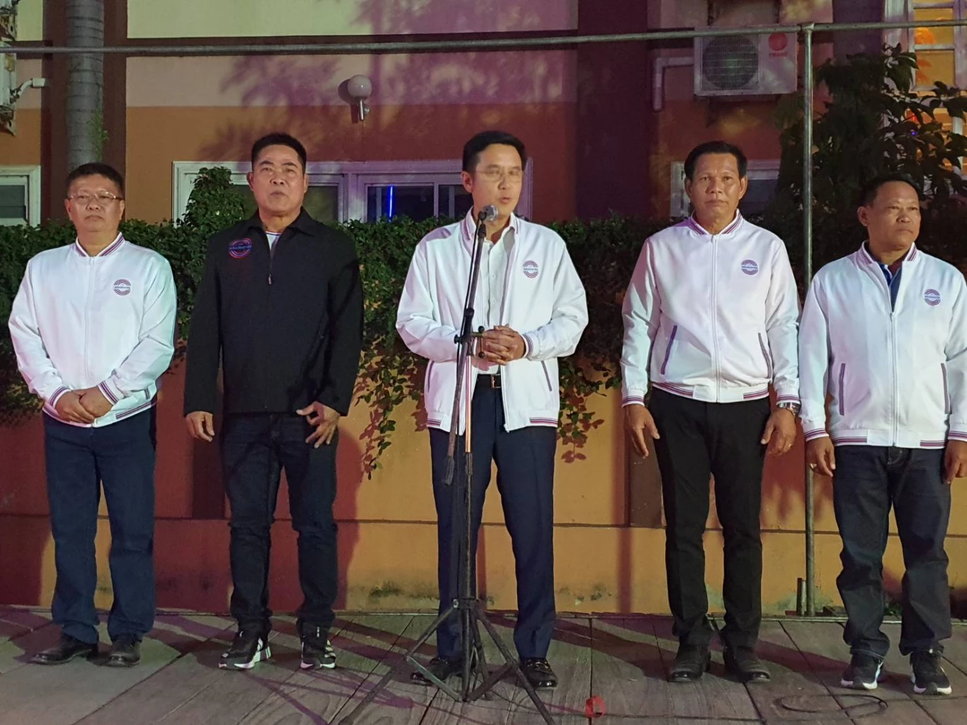 4 ผู้สมัครส.ส.จ.ลพบุรี 