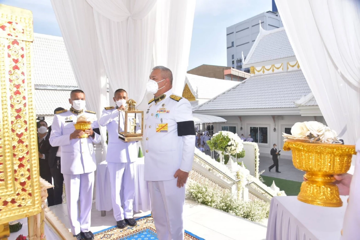 องคมนตรี เป็นประธานในพิธีพระราชทานเพลิงศพ ต้นเรือพลับ