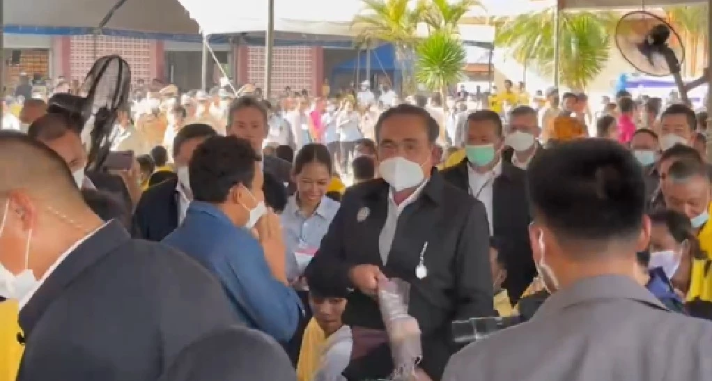 พล.อ.ประยุทธ์ ลงพื้นที่ จ.สุราษฎร์ธานี