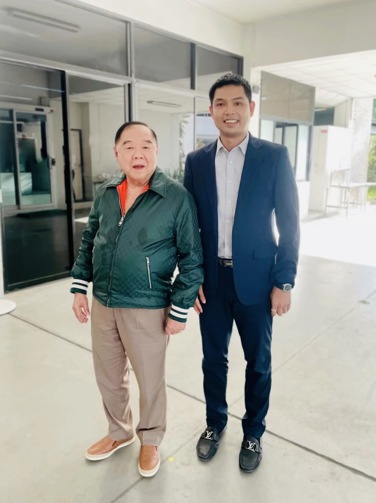   ลุงป้อม หนุนแม็ค ชณทัต ลงชนหลานสาวซ้อสมทรง 