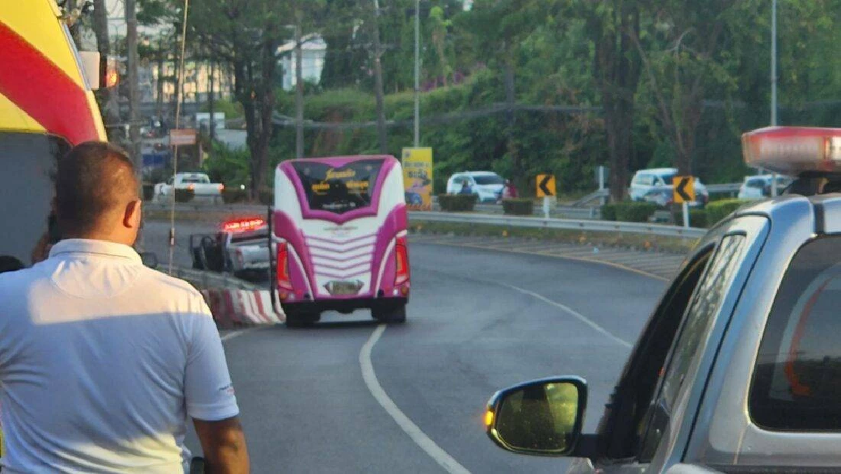 คนร้าย ยิงผู้โดยสารบนรถมินิบัส