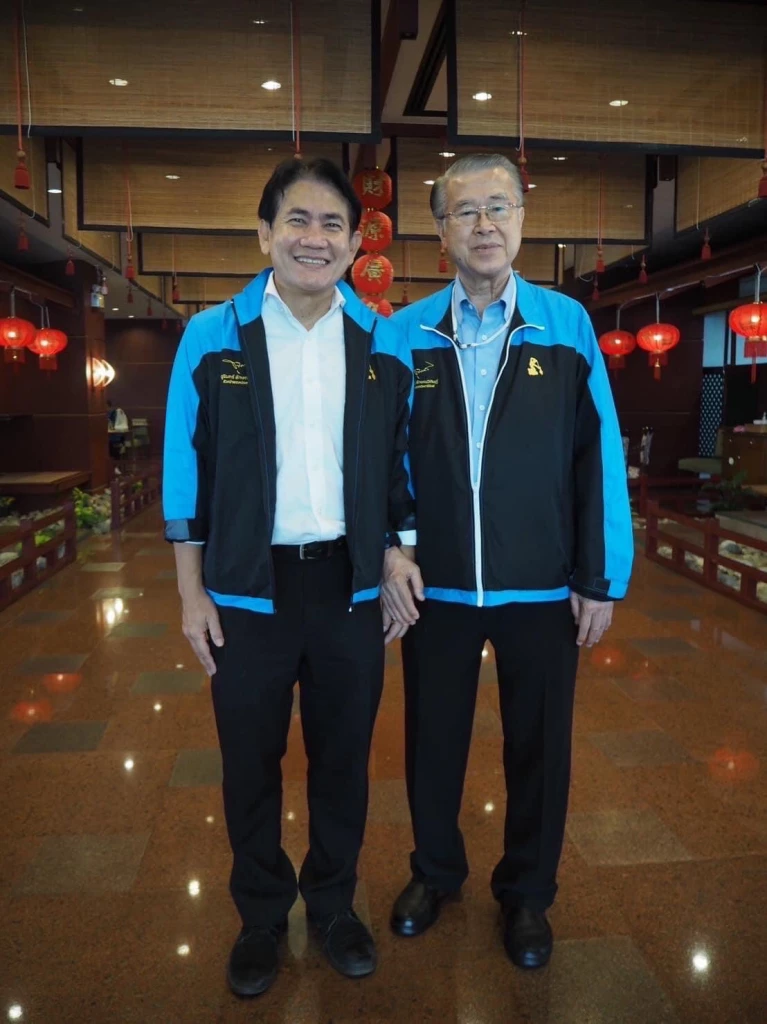   ส.ส.เชน และบัญญัติ บรรทัดฐาน แม่ทัพใหญ่ ปชป.