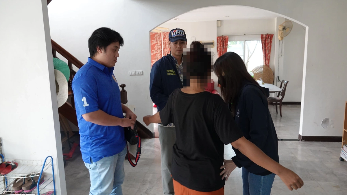 ตร.เข้าจับกุมผู้ต้องหารับจ้างเปิดบัญชีม้า 