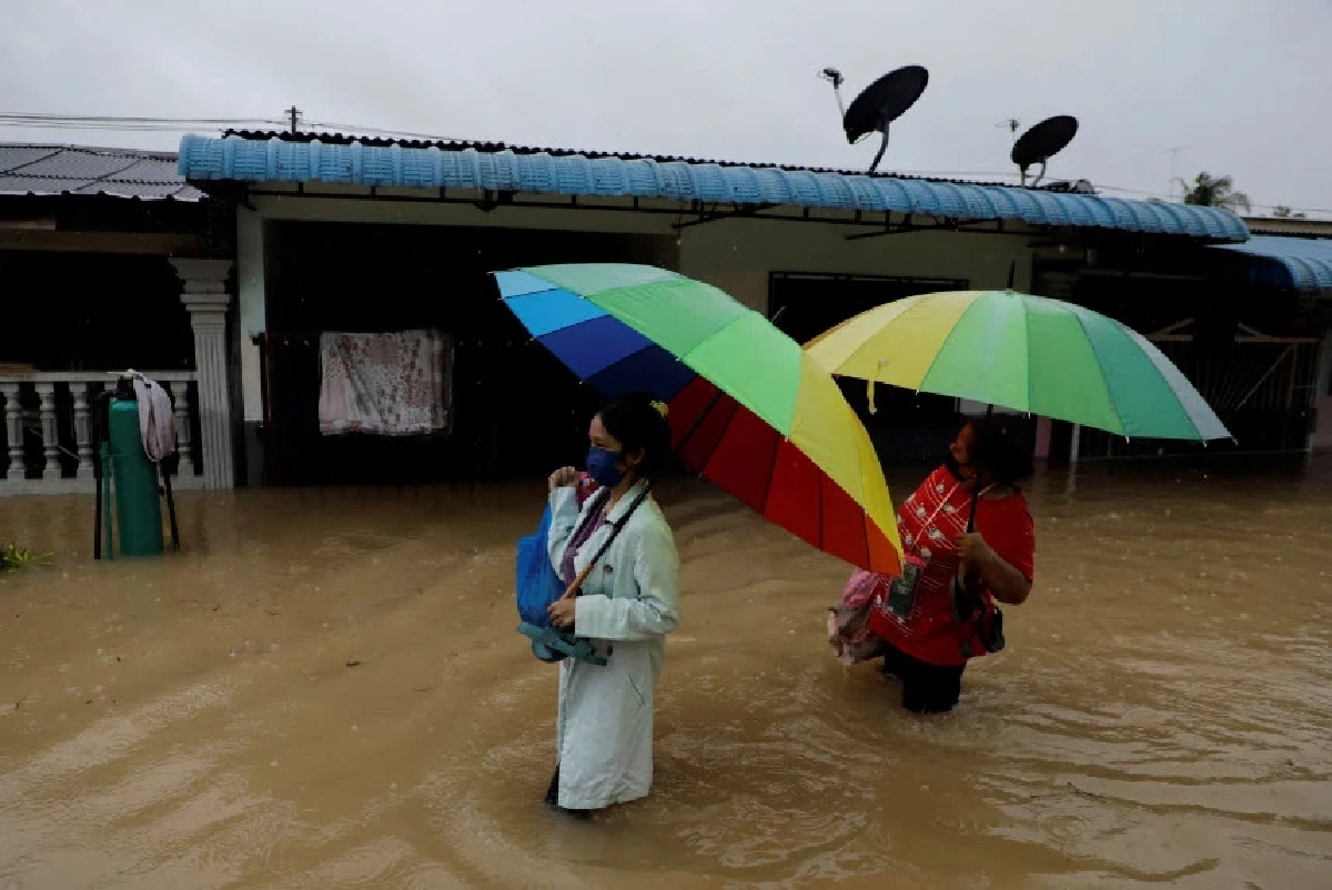 รัฐยะโฮร์ มาเลเซีย ฝนตกหนักสุดในรอบ 172 ปี