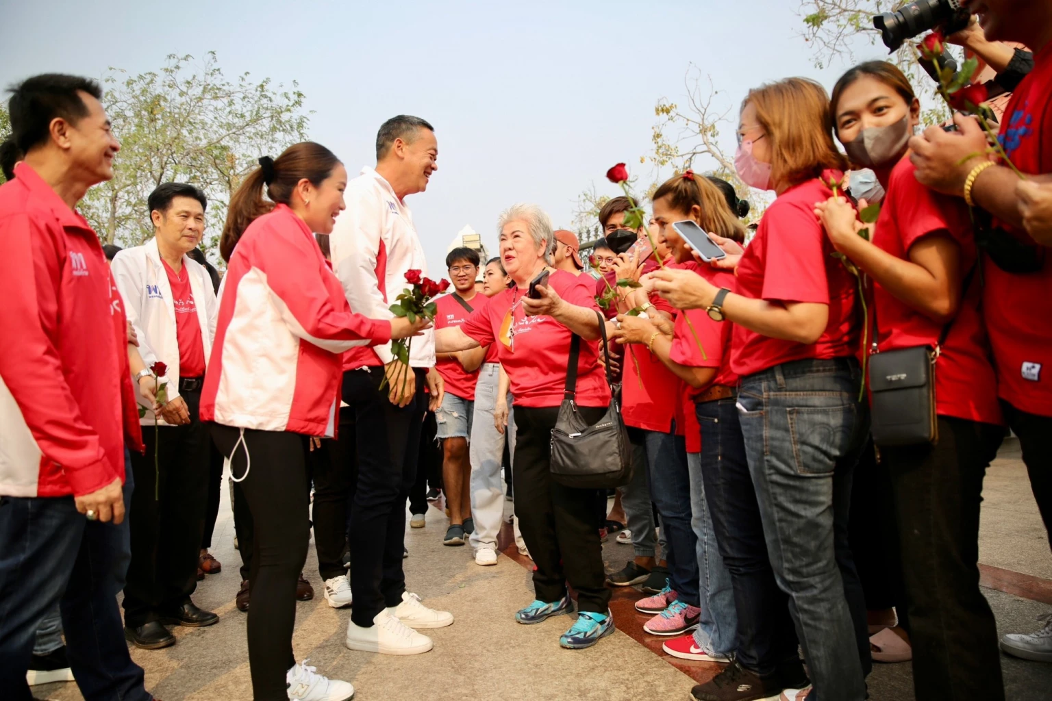 ภาพจากพรรคเพื่อไทย