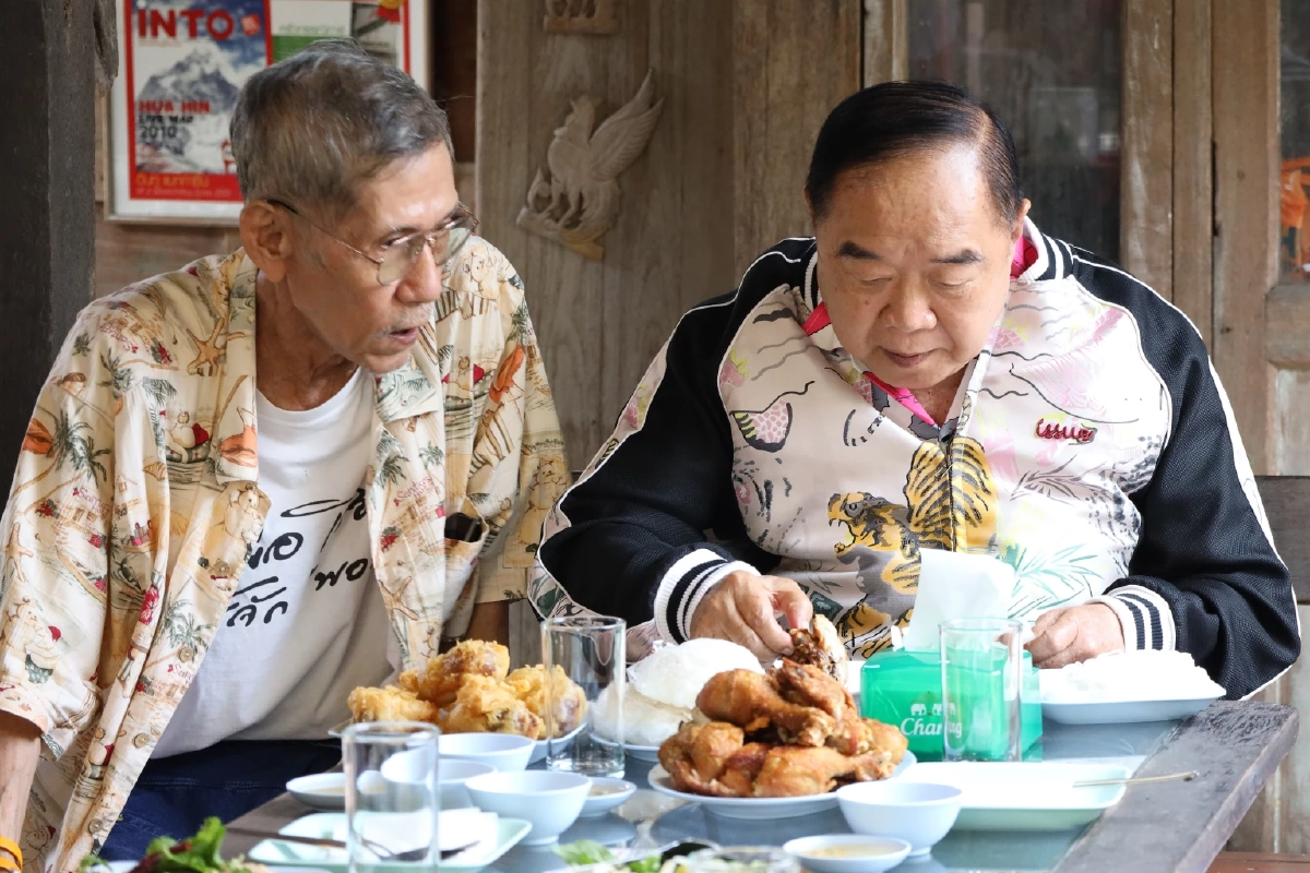 พล.อ.ประวิตร วงษ์สุวรรณ ลงพื้นที่อ.หัวหิน