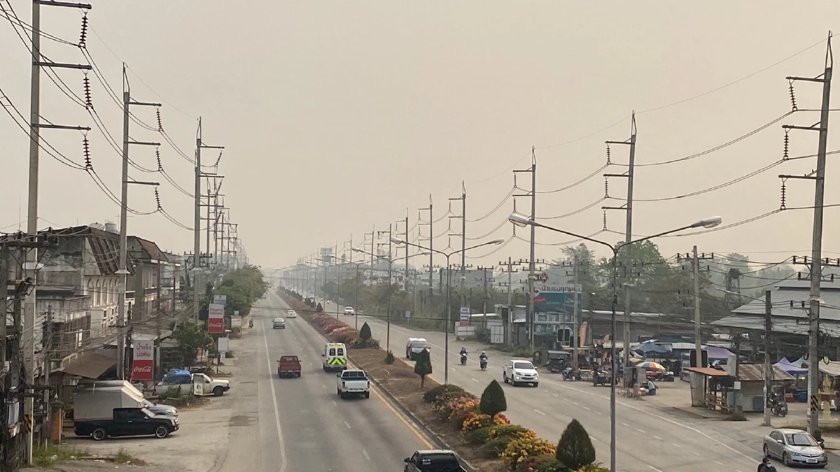 สภาพหมอกควันของตัวเมืองเชียงใหม่ ส่งผลกระทบถึงการค้าขาย