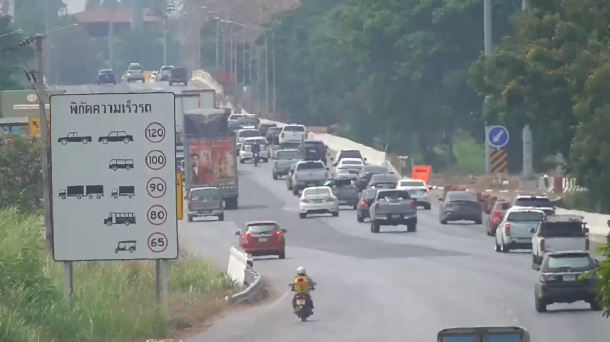 การจราจรถนนสายเอเซียปริมาณรถเริ่มหนาแน่น 