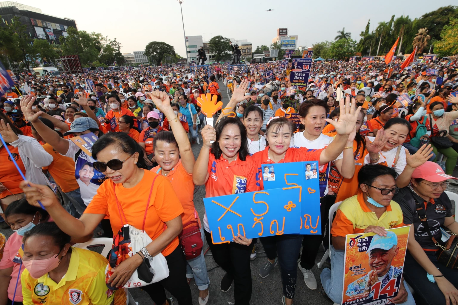 'สุวัจน์' ประกาศสู้ตาย ไว้ลายชาติชาย เอา 'เศรษฐกิจยุคทอง' กลับมา