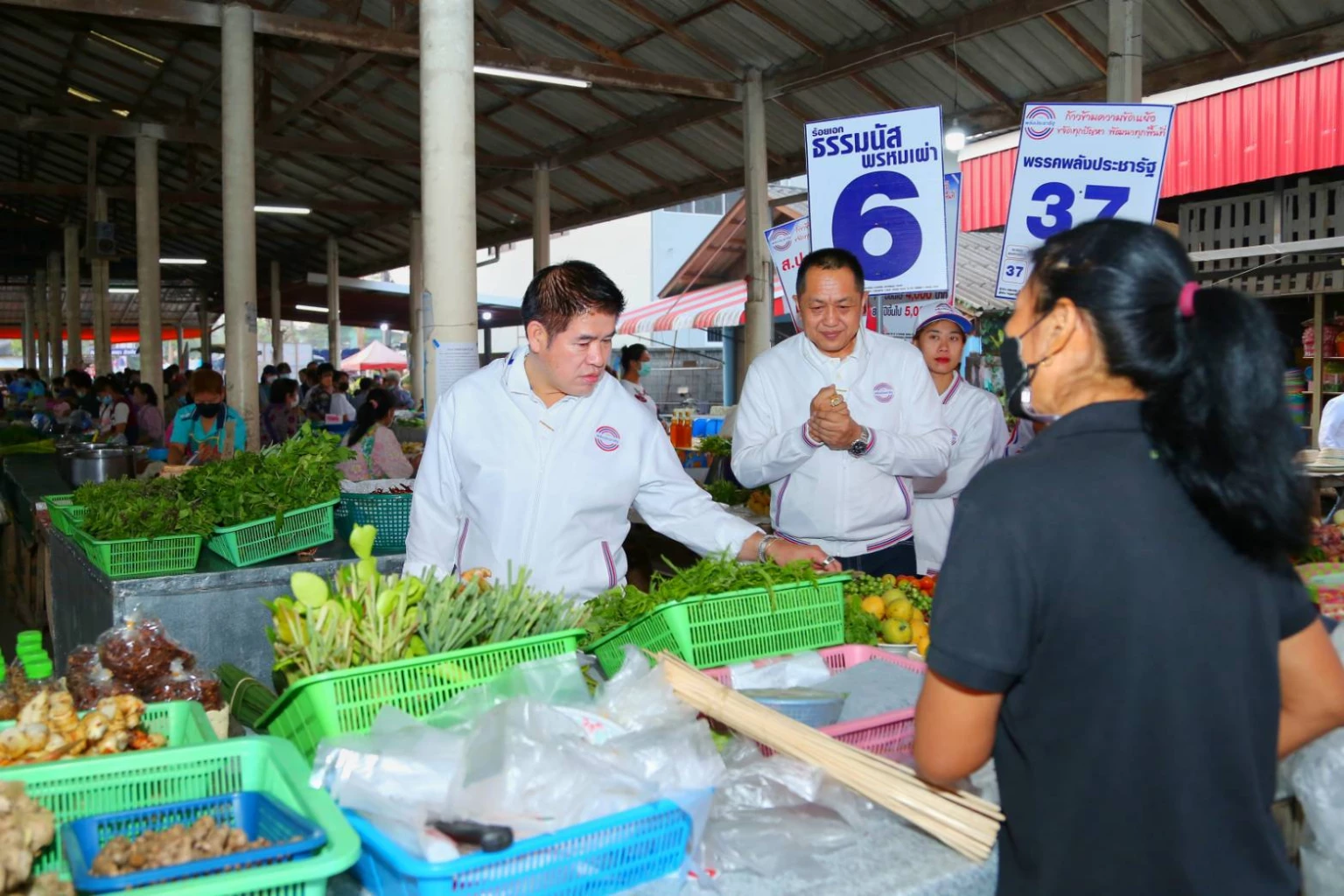 ร.อ.ธรรมนัส ลุยหาเสียงจ.พะเยา บ้านเกิด