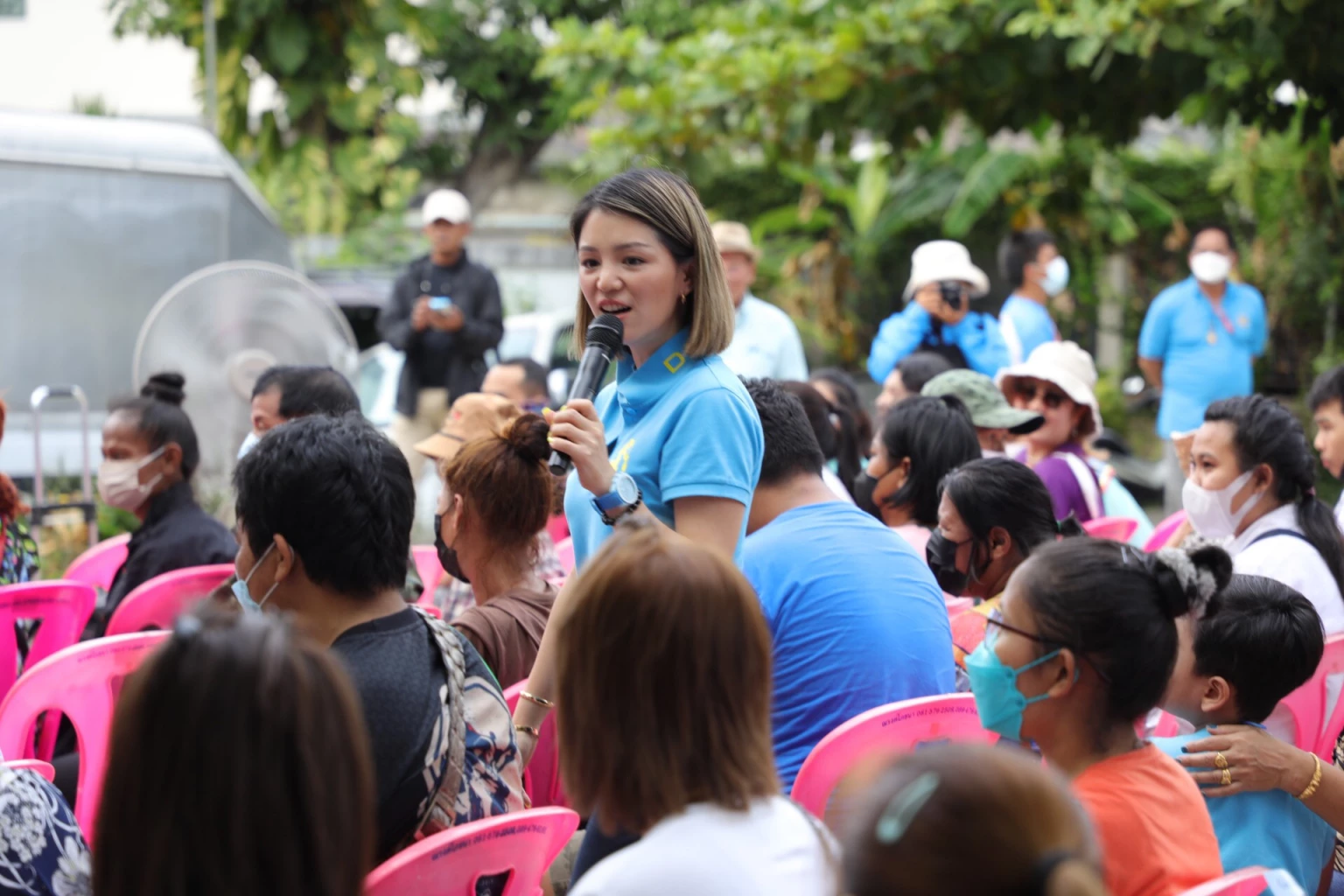 'มาดามเดียร์' ทุ่มสุดตัวหาเสียงกทม. เช้ายันเย็น วอนกา 'ปชป.เบอร์ 26'