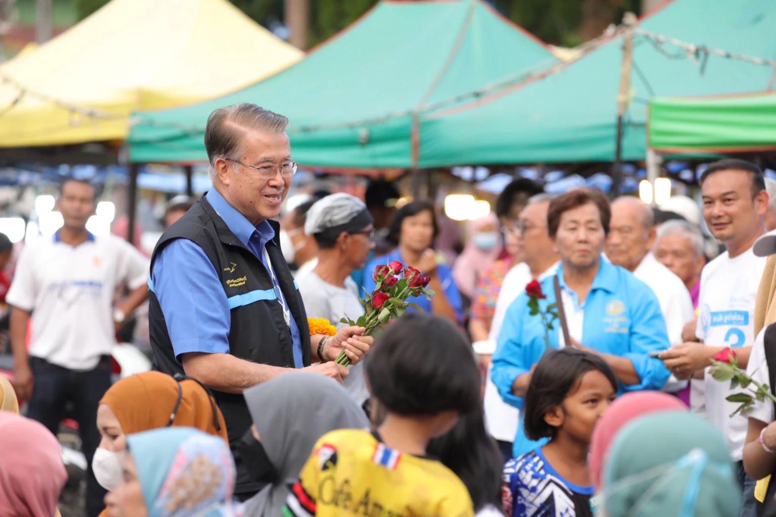 นายบัญญัติ ดีใจเห็นมวลชนมาให้กำลังใจ ปชป. จำนวนมาก