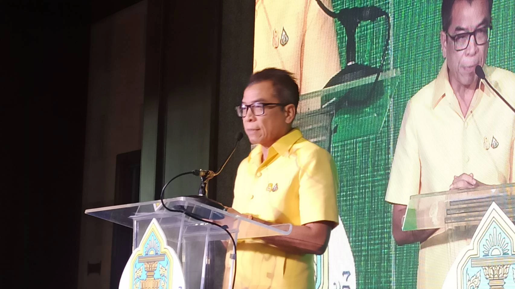 'กกต.' สรุปยอดเสนอชื่อนายกฯ 43 พรรค 63 คน -"ดิจิตอลวอลเล็ต" เพื่อไทย ฉลุย