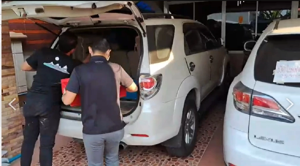 ค้นบ้านหัวหน้าฝ่ายรายได้ เขตราชเทวี