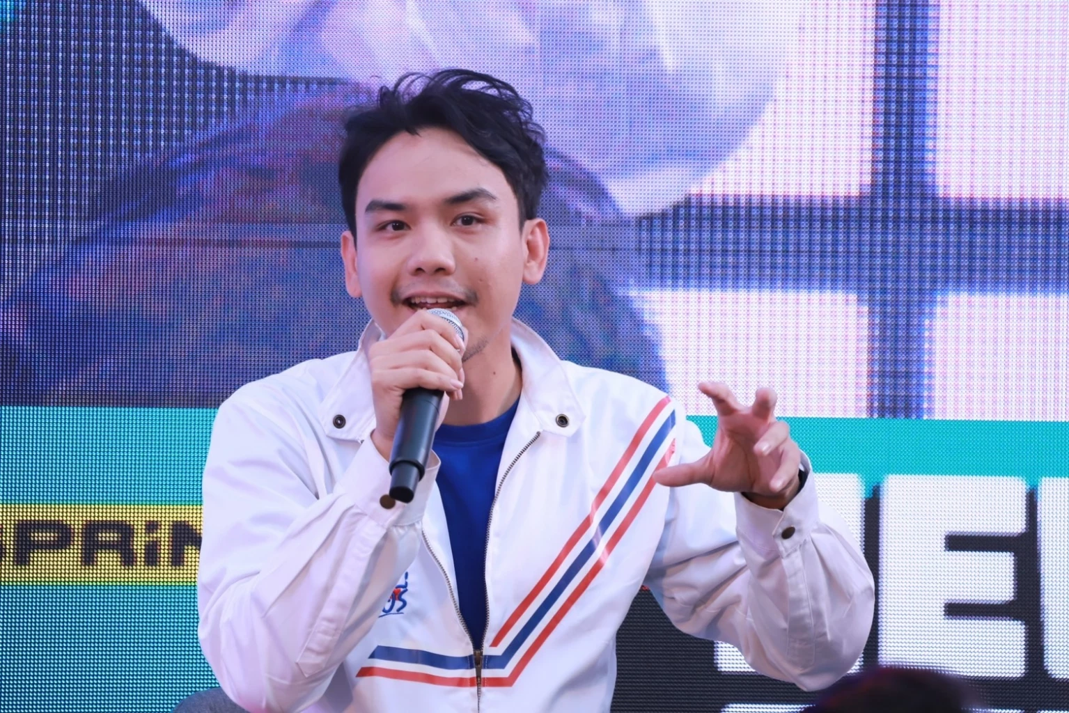  นายพงศ์พล ยอดเมืองเจริญ พรรครวมไทยสร้างชาติ