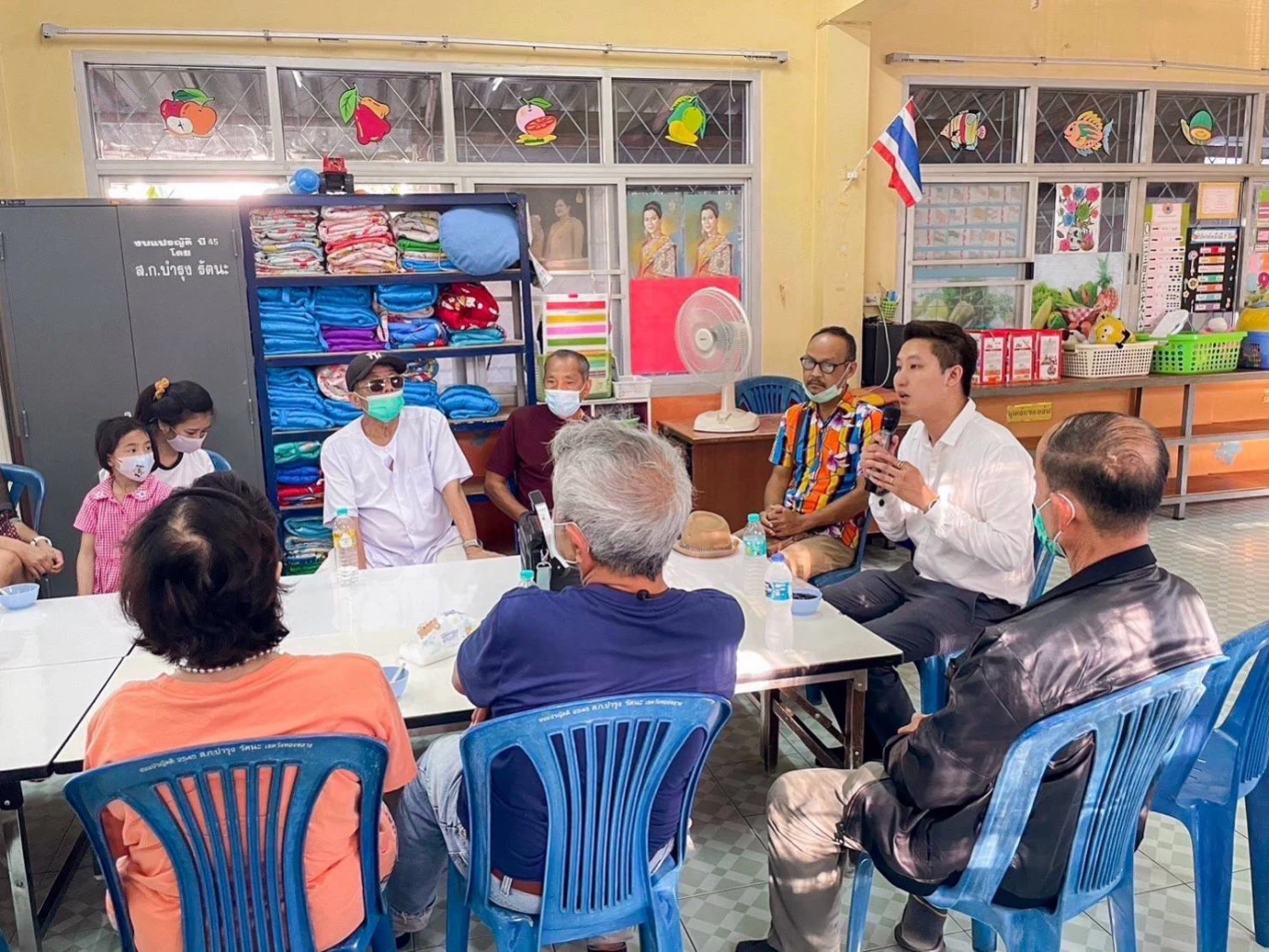 นายพงศกร รัตนเรืองวัฒนา