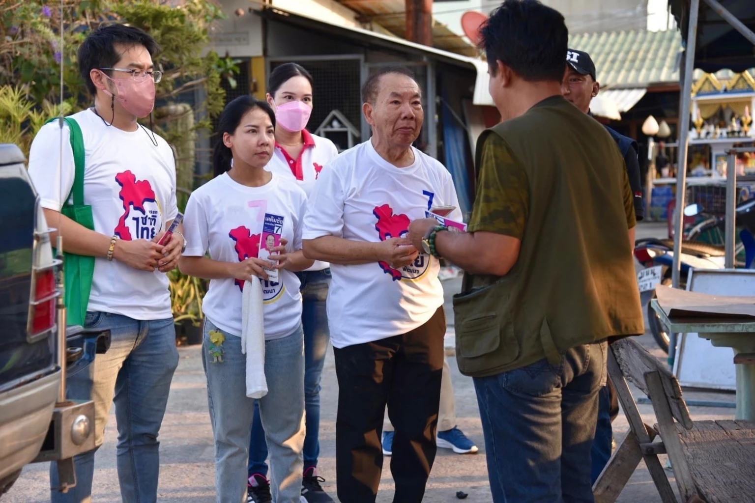 ทีมพรรคชาตืไทยพัฒนา เบอร์ 18 ลุยหาเสียงที่ จ.นครปฐม