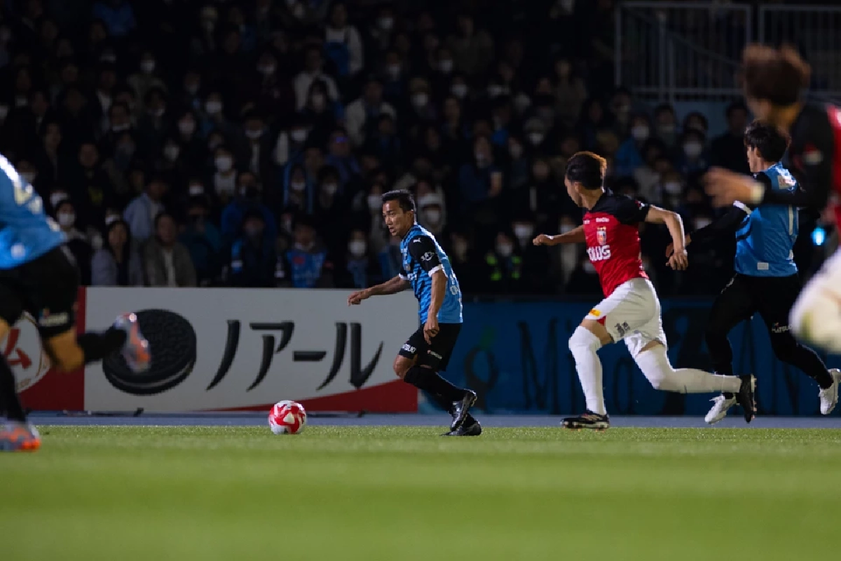 "เจ ชนาธิป" ตัวจริง ฟรอนตาเล่ บุกรัง กัมบะ ลุ้นสามแต้ม ศึก เจลีก