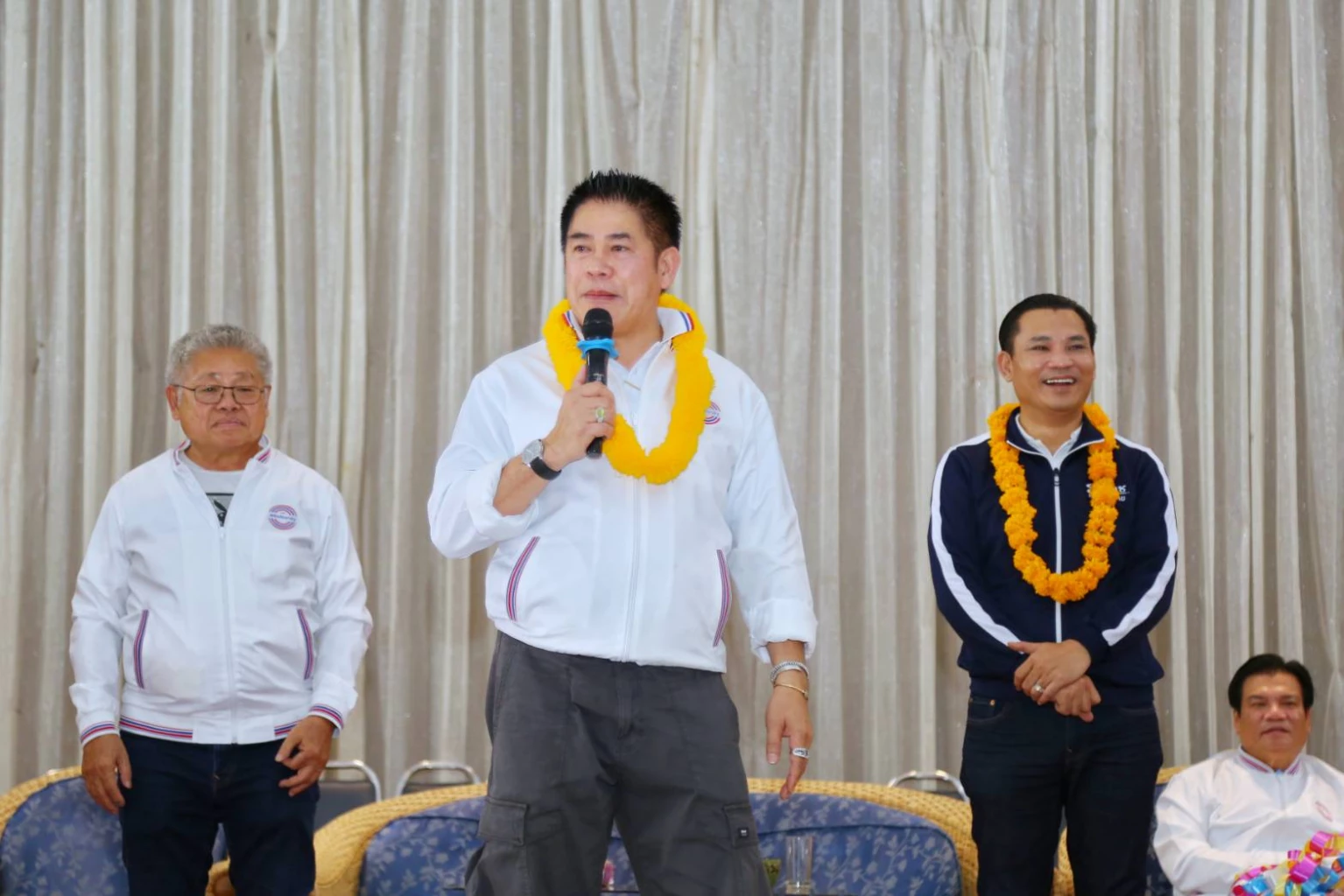 ร.อ.ธรรมนัส ลุยหาเสียงจ.พะเยา บ้านเกิด