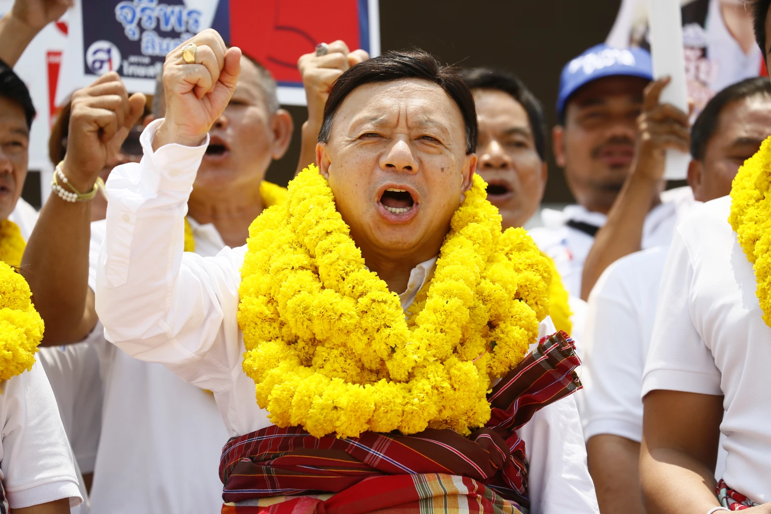 นายฐากร ตัณฑสิทธิ์ เลขาธิการพรรคไทยสร้างไทย