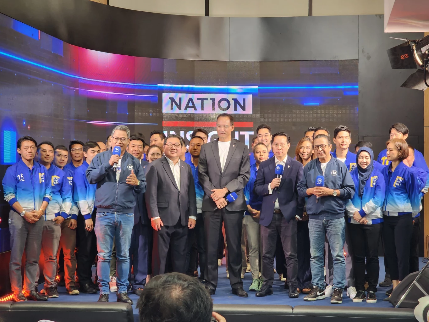 เลือกตั้ง66 : 'ชาติพัฒนากล้า' พร้อมชนทุนผูกขาด อัดรัฐบาลลดค่าไฟแบบขี้หมา