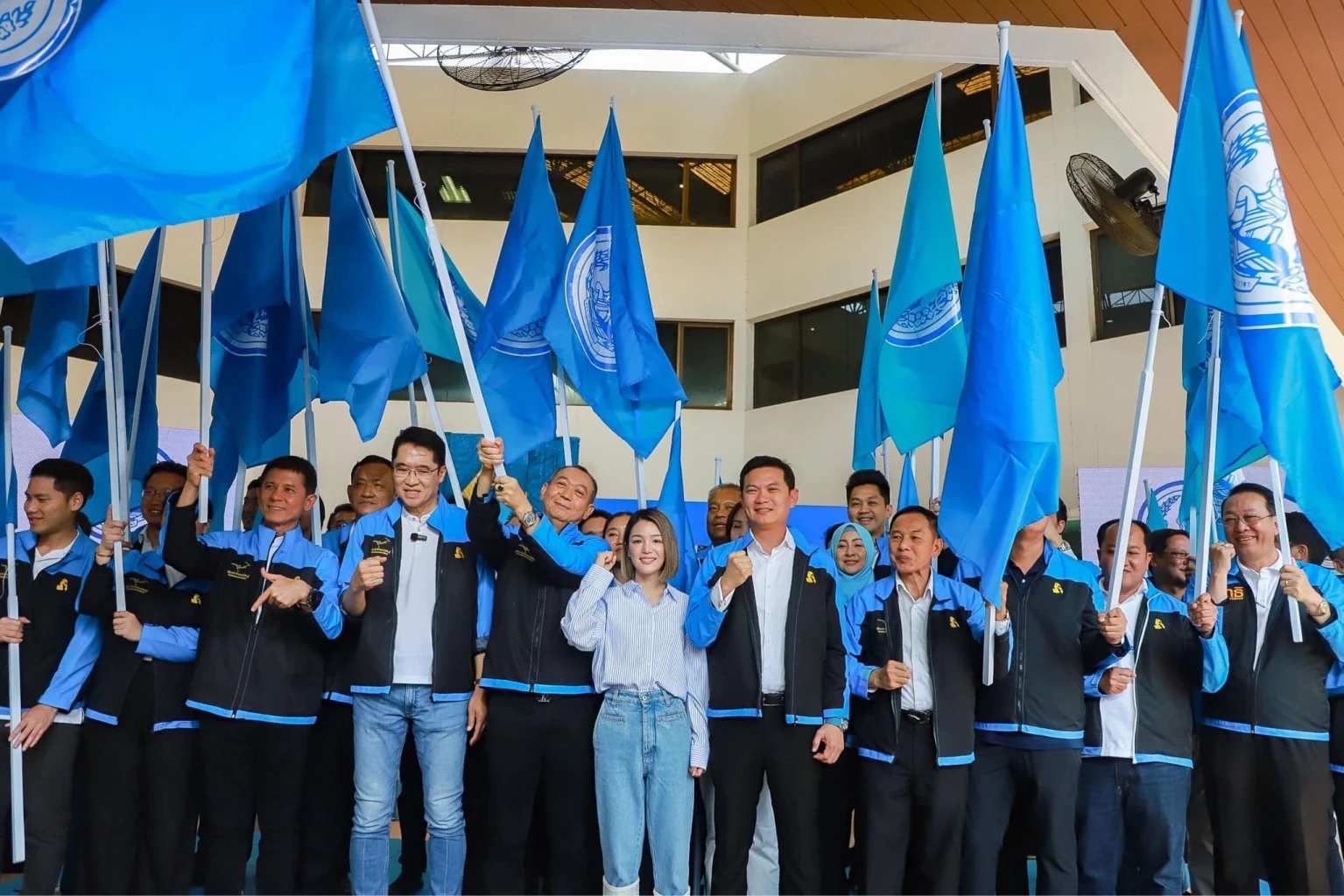 เลือกตั้ง66 : 'มาดามเดียร์' พร้อมเดินหน้าปักธงชัย 'เมืองหลวง'