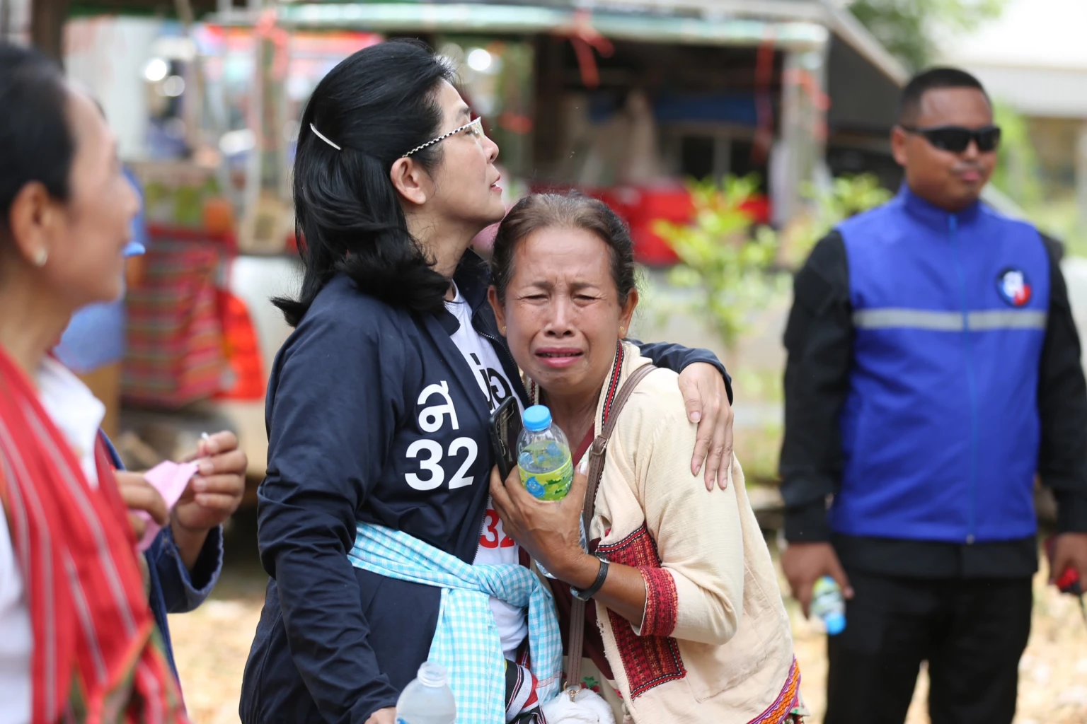 คนอุบลฯเรือนหมื่น แห่เชียร์ 'สุดารัตน์' นั่งนายกฯ ดูแลคนอีสาน
